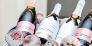 L'arte delle confezioni in cartone per bottiglie di vino